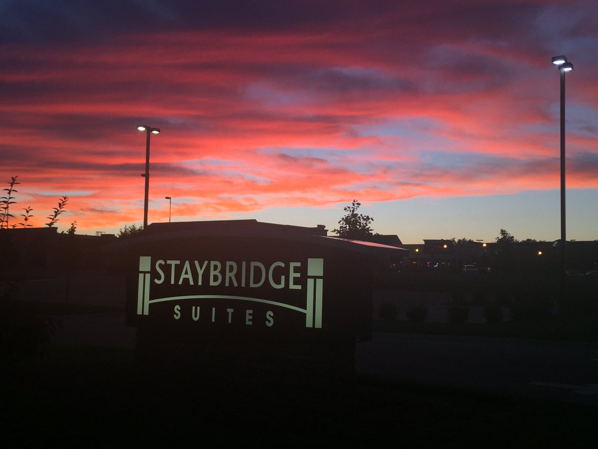 StaybridgeLex's tweet photo. With views like this, who'd want to stay anywhere else? https://t.co/BGtZiUYeWD