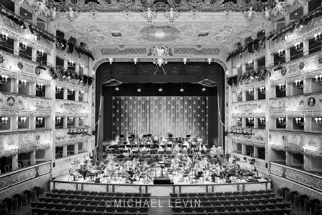 RotellaGallery's tweet image. Michael Levin - The Rehearsal #rotellagallery #michaellevin #therehearsal #music #musicians #architecture #interiors #photography #nycart