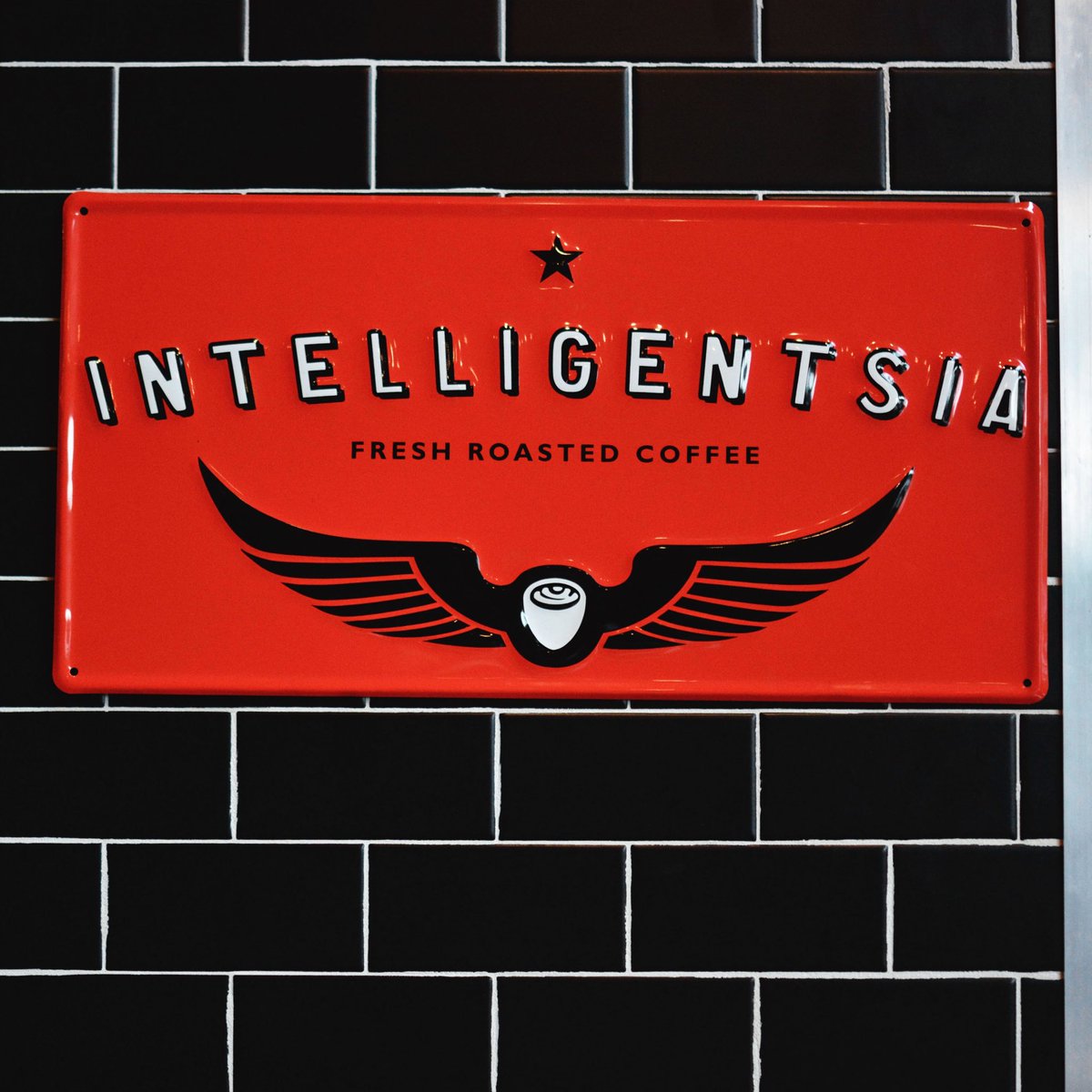 PartParcelNOLA's tweet photo. Happy #NationalCoffeeDay! Come wake up with a cappuccino or espresso at #PartParcelNOLA, always made with @Intelligentsia! https://t.co/YaY6AkQWXP