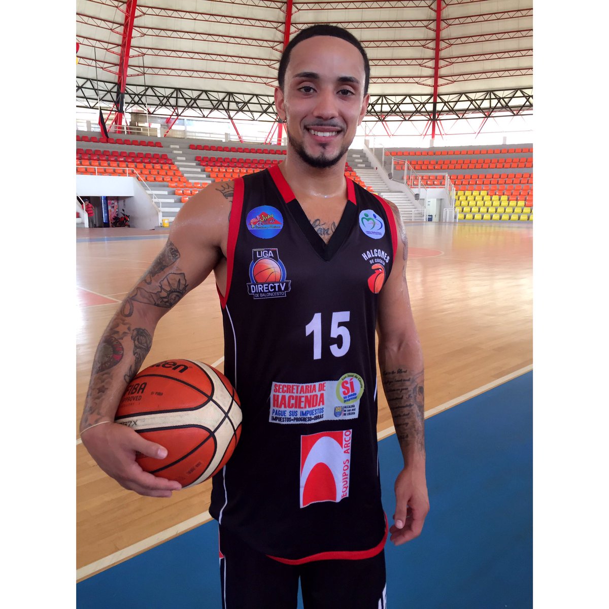 El estadounidense Daquan Brickhouse piloto de 1:79 espera ser protagonista en la Liga Profesional de Baloncesto. #VamosHalcones