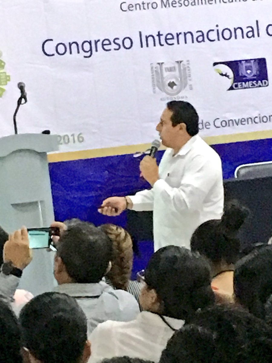 VOPVI's tweet photo. Felicito al Dr. Gonzalo López Aguirre Coordinador General del @CEMESAD_UNACH por su extraordinario #CongresoCEMESAD https://t.co/U80WuvJE7i