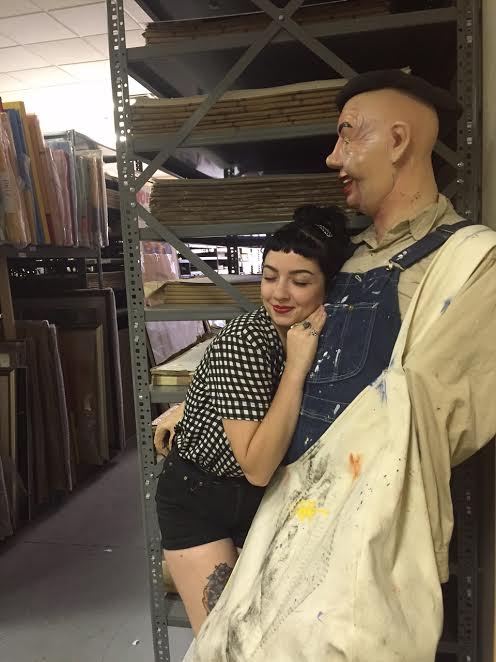 RueroyaleFA's tweet photo. Just another day at work with Bob! #rueroyalefinearts #rrfa #bob #smallbusiness #smallbiz #lithography https://t.co/rky8S9EAjr