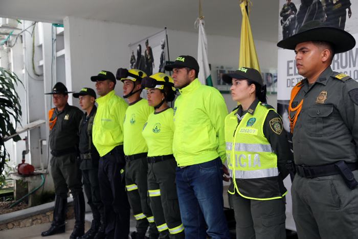 PoliciaDEMAG's tweet photo. En atención a la posible afectación de la #TormentaTropicalMatthew, nuestro componente institucional está listo para emergencia y desastre. https://t.co/MKfImXkOwZ