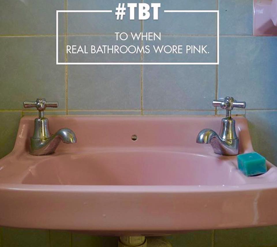 GehrelsHomes's tweet photo. #TBT #PINK #bathrooms once upon a time this was a thing! "Pink was popular in bathrooms b/c the glow makes you look younger." #throwback https://t.co/2GmrD4jmkf