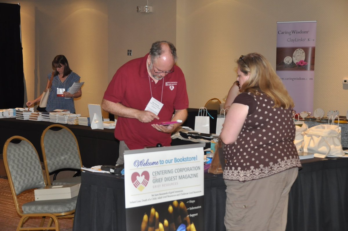 PLIDAnetworking's tweet image. Thank you, @centeringcorp for exhibiting at @PLIDAnetworking's #IPBC2016! #perinatalbereavement