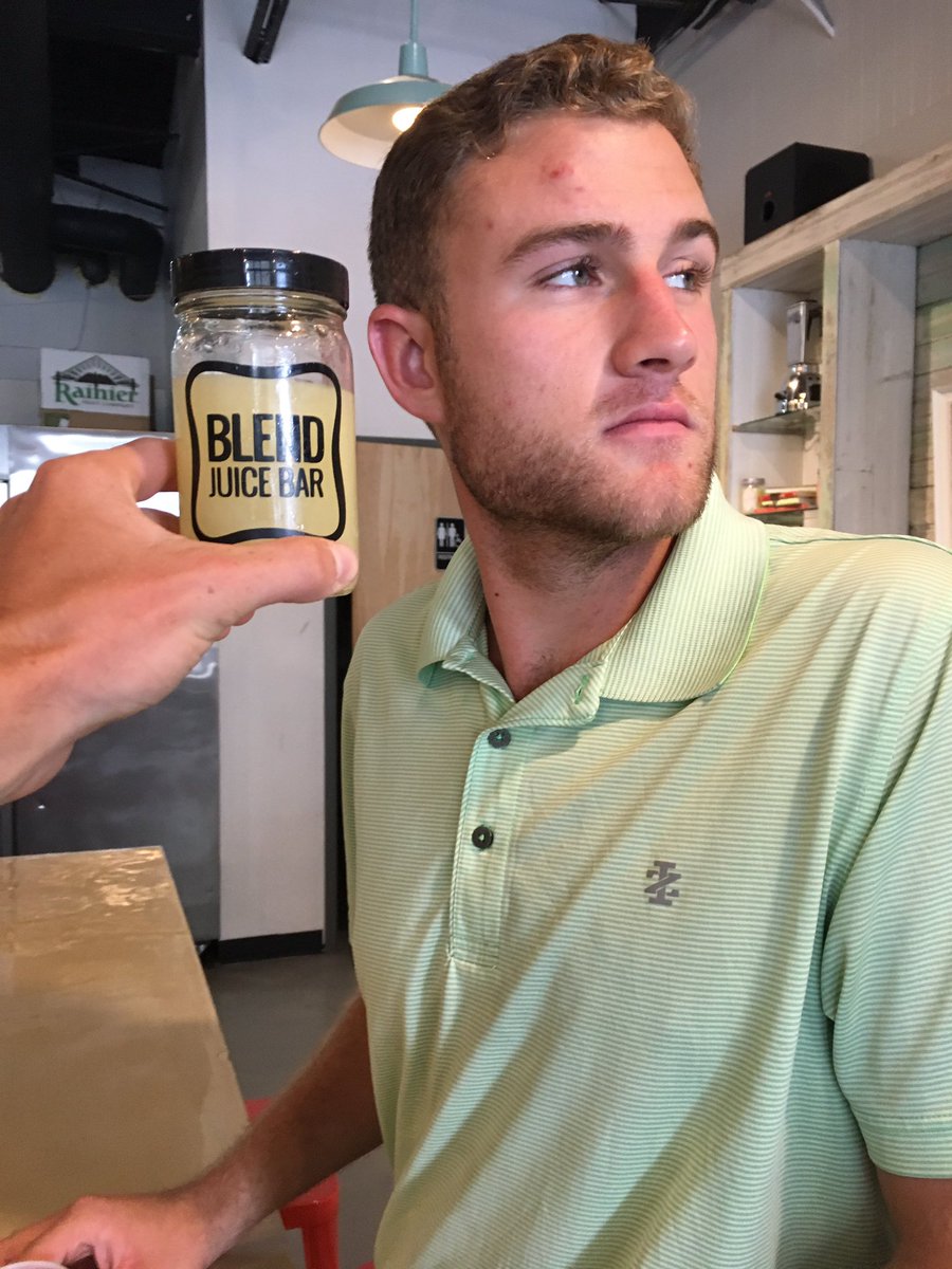 kgoff36's tweet photo. Try Blend Juice Bar #blendCHS https://t.co/FcjKL9TMyi