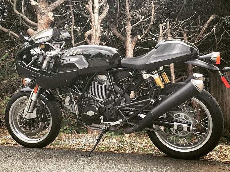 Blackie. #sportclassic #ducati #caferacer #sport1000 #gt1000 #paulsmart #ducatilover