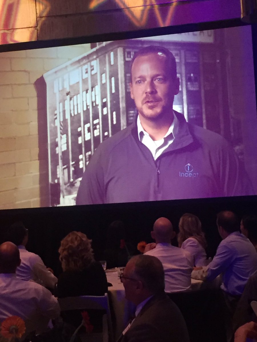 Thanks for showing off your juggling skills, Adam Snyder! Congrats on your award tonight! #30FTF