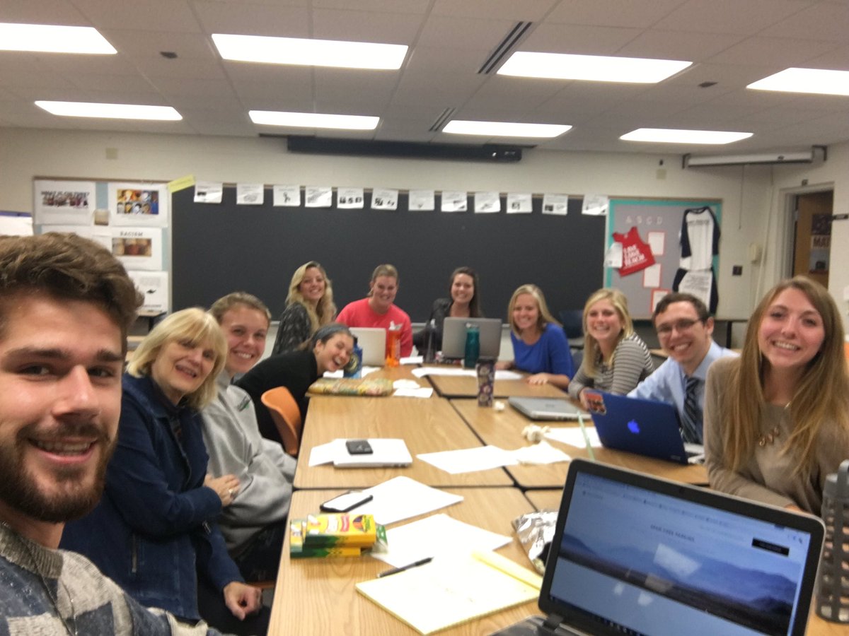 HopeEduTech's tweet photo. A successful meeting with the team!  #edtech https://t.co/T1UqRi21qi