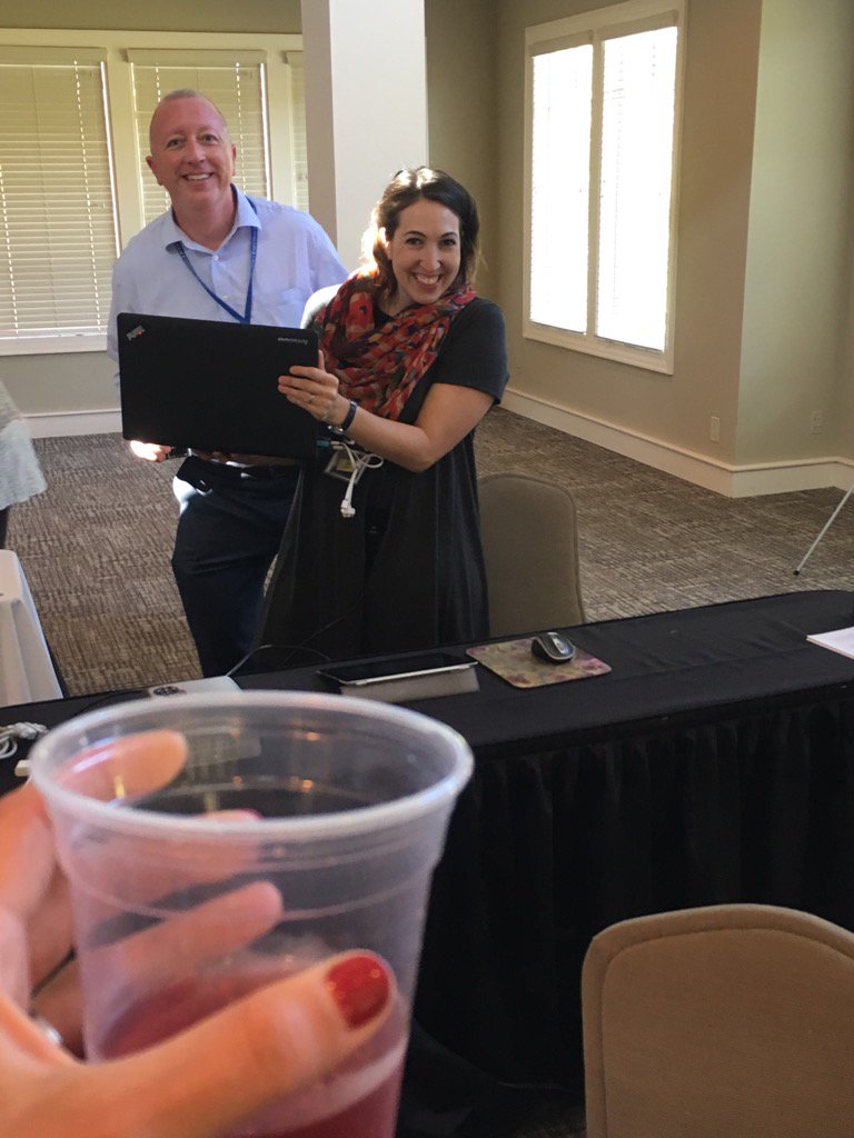 ErinG_W's tweet photo. Appy hour with @scotttate and @samarhe at #CCEMO16 https://t.co/VGiBoRbQd1