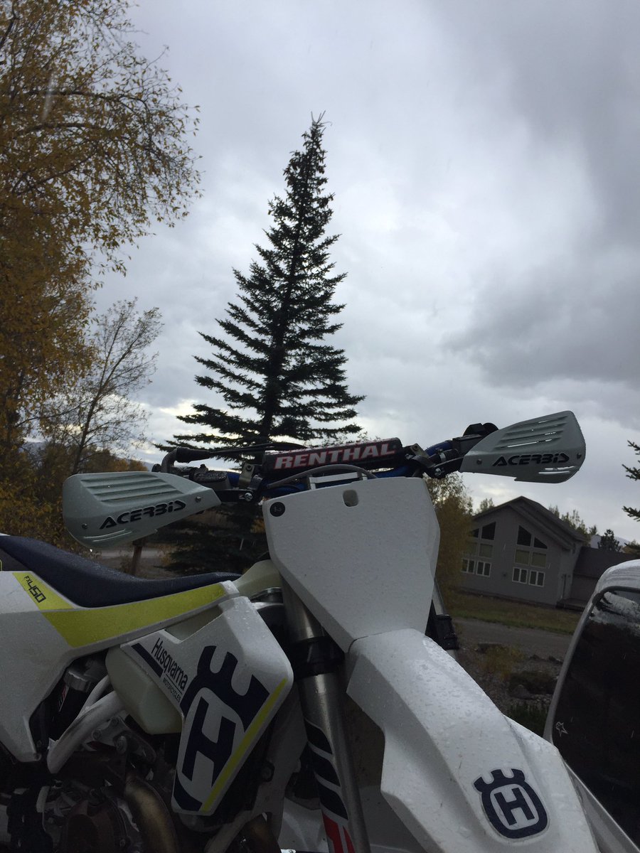 Barkbuster handguards. Gotta perfect the McNuggets 💅🏼