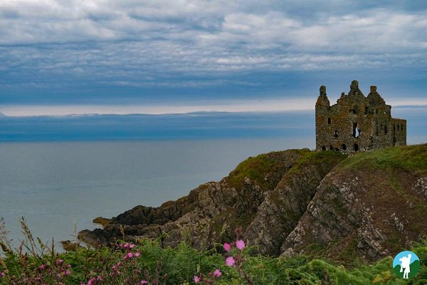 travelwithakilt's tweet photo. A6 The moody coastal ruins of Dunskey Castle. Atmospherically superb #loveDandG https://t.co/ownY0aDnig