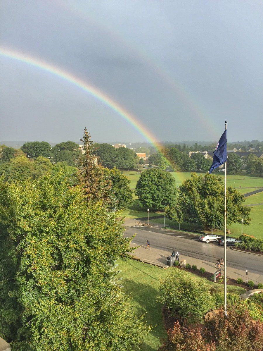 saralane412's tweet photo. Hear there's a pot of gold on the drillfield, @VTSandsman I'll race ya https://t.co/zH44GR7QBT