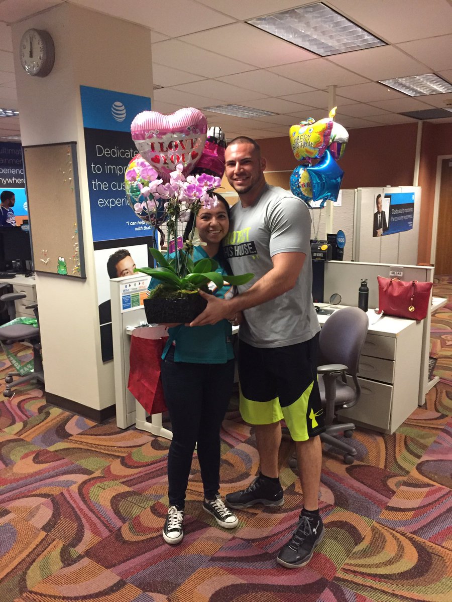 BryanMIA7ATT's tweet photo. Happy B day Belen and Hugo  #team_bryan #Mia7ATT #TuggleNation https://t.co/K2UCgOWIxr