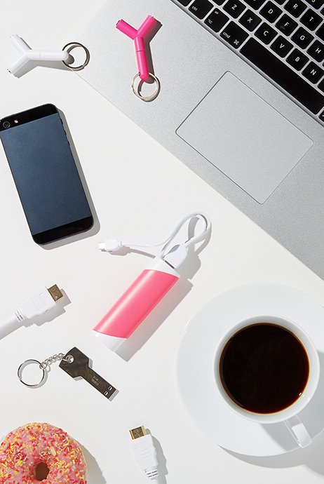 Primark's tweet photo. Tech obsessed? Don't miss these electrical essentials from only £1.50/€2! https://t.co/IFvWG0JWx3 #Primark #Primarket https://t.co/dAk2s4H5PO