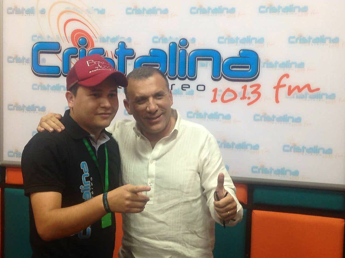 RoyBarreras's tweet photo. En Cristalina fm con @jjgutierrezdj https://t.co/8P5PWQM916