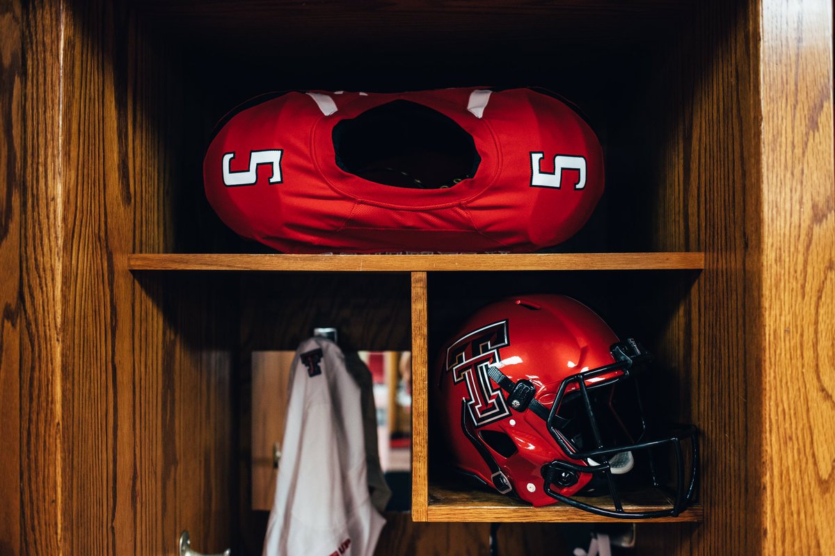 TexasTechFB's tweet photo. 🚨🚨🚨 #WreckEm https://t.co/XuCJ7bIibC