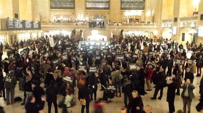 View image on Twitter