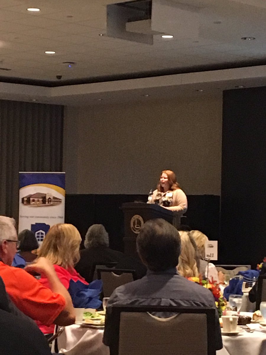 AngieLansing's tweet photo. Thanks to @avester8809 and the ISU Credit Union for their sponsorship of our Hall of Fame Induction Dinner and Ceremony this evening. https://t.co/ygZY1C18yO