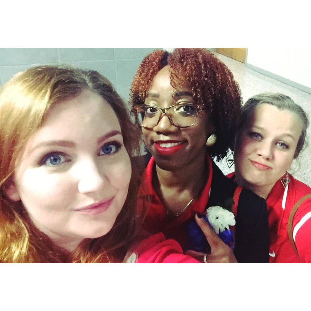 misslivezey's tweet photo. Fam(ILY) https://t.co/Me7GFsPRP6