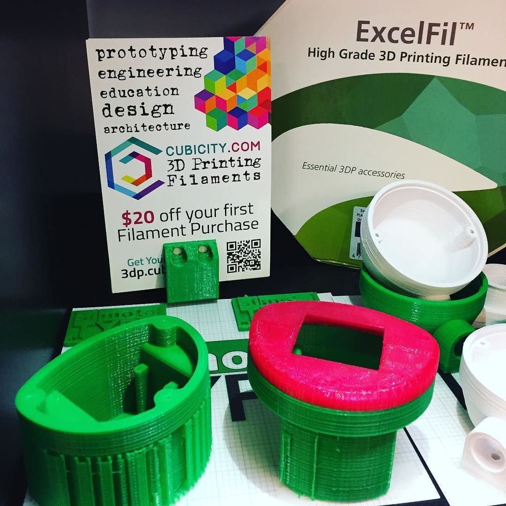 SFmototype's tweet photo. @cubicity3d 's #leafygreen @voltivo #3dprinter #filament. #amazingeverytime. #PLA that loo… https://t.co/BbFP7DWZUN https://t.co/DnVDZnoQhd