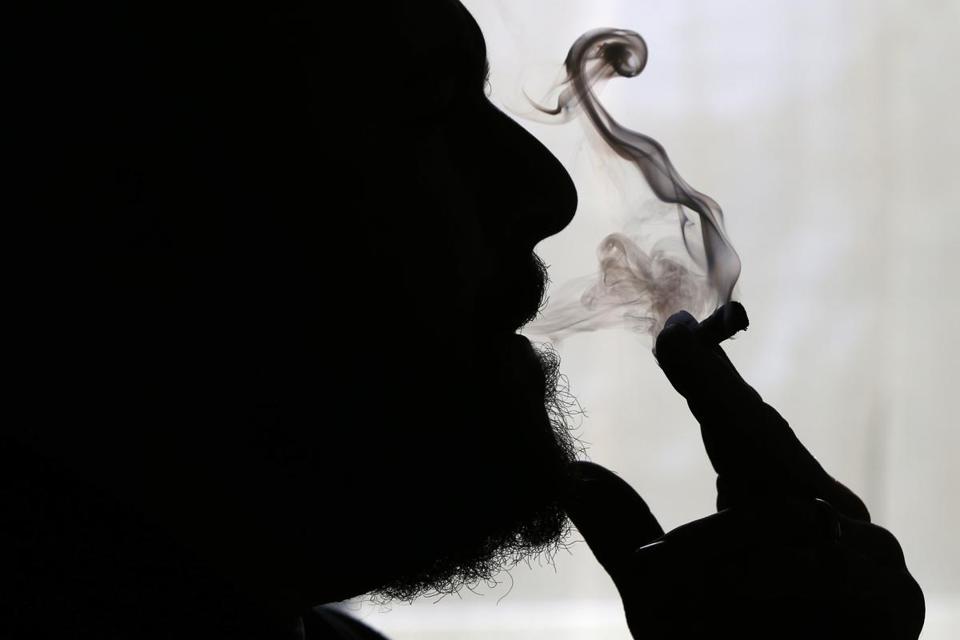 Does pot lead to opioid abuse? Despite claims, experts said the evidence is not so clear