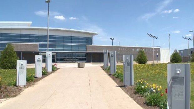 TheREFbox's tweet photo. NextJet leaves Region of Waterloo International Airport after just... https://t.co/bmGDUI0h3Z #Kitchener #Waterloo https://t.co/Gs8nnqADwR