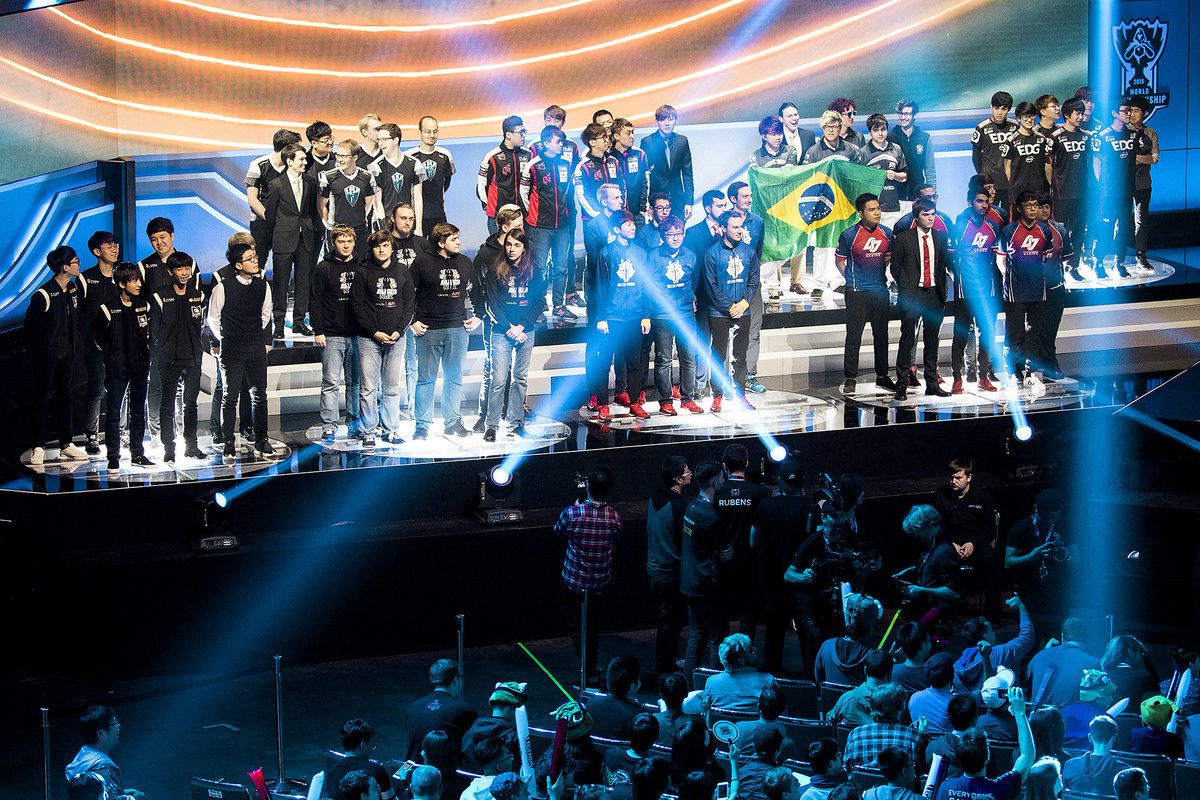 lolesports's tweet photo. Olaf reigns in #Worlds opener:

https://t.co/3dFOjCVdXE https://t.co/9rQ4gQlYdu
