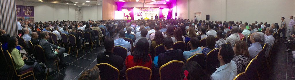 temomontas's tweet photo. Conferencia patrocinada por la Secretaria de Asuntos Económicos del PLD sobre los 43 años del PLD y los 20 año de llegada del PLD al Poder https://t.co/aT0CVt3b8Z