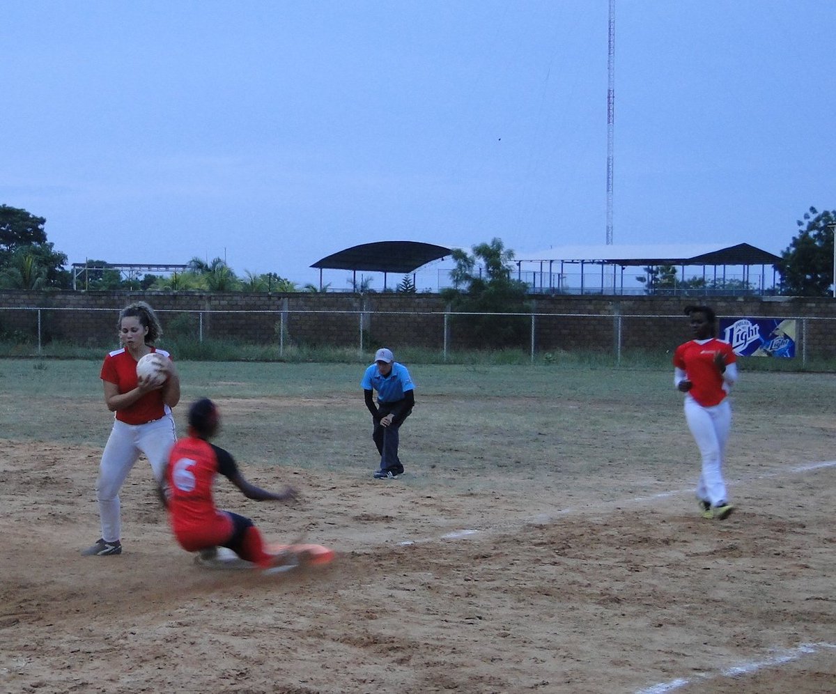 lieskiven's tweet photo. XIV JUEGO DE LAS ESTRELLAS DE KICKINGBALL Y DERBIS DE JONRONES COPA ARIAS CARDENAS DEL 01 AL 05 DE NOVIEMBRE 2016 https://t.co/Vw3v9SQxeR