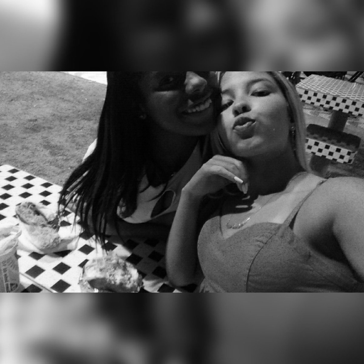 Vivi_MarquesII's tweet photo. Sou apaixonada nessa put*
#DeHoje #QueFecha #QCola https://t.co/ILZVFyEFsu