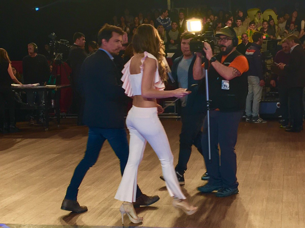 AngeldebritoOk's tweet photo. La noche del reencuentro de @pampitaoficial y @MarceloPolino ya viene #Bailando2016 https://t.co/OSBbJqPPXh