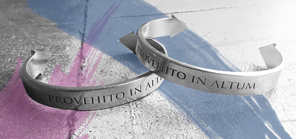 30SECONDSTOMARS's tweet image. Don't blink. FOUR @MarsStore Favorites are BACK! Get yours before they disappear: bit.ly/2doRoBX