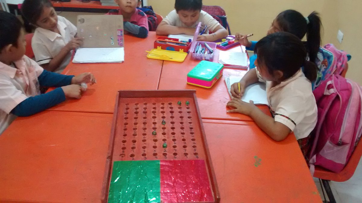 JPCOLLI15's tweet photo. Fortalecer el conteo con los niños @pulyaxche https://t.co/j6hSZH36N9