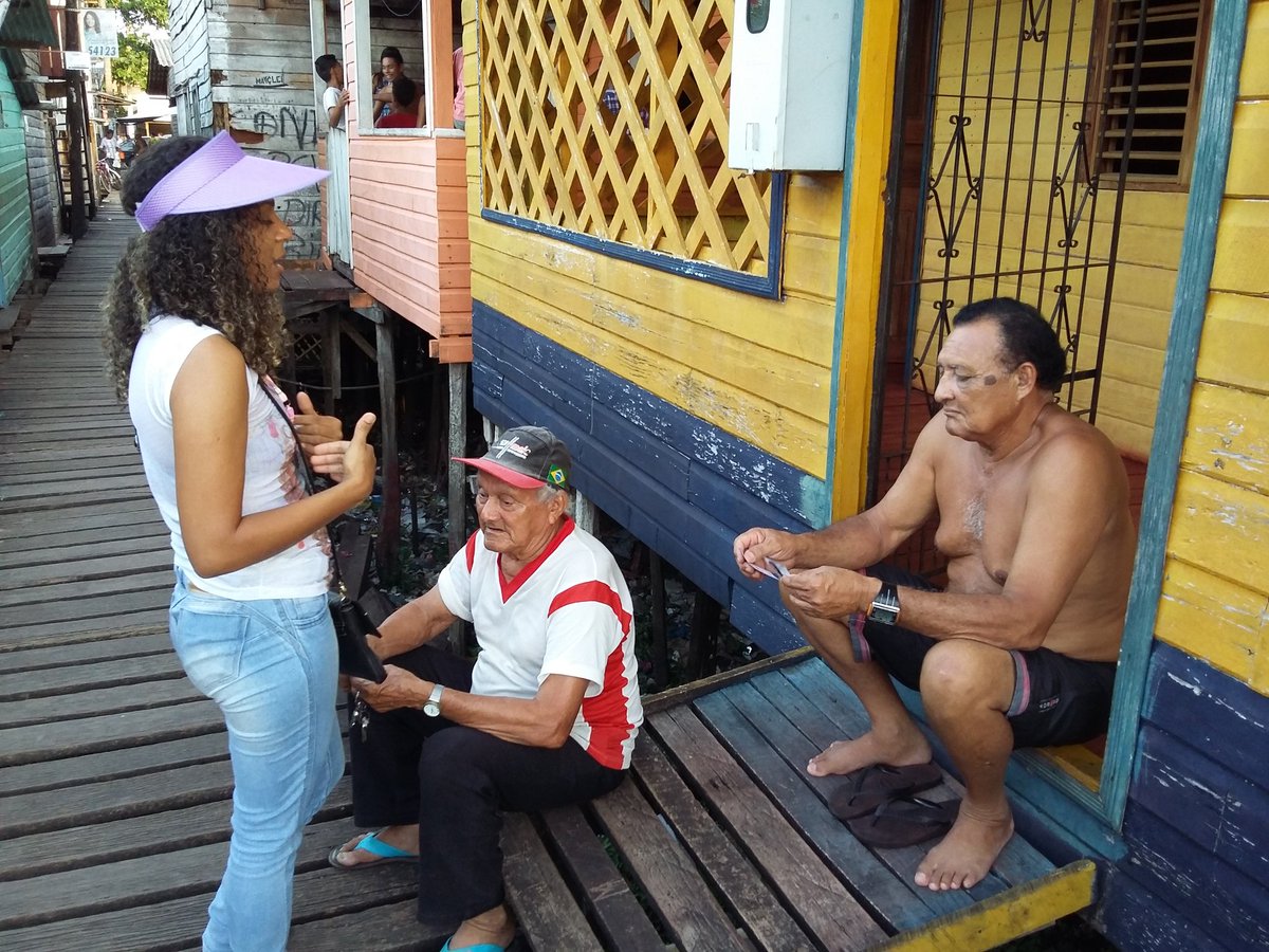Ter contato com as pessoas é algo q nunca os políticos devem deixar de ter. Vereadora é <a href="/Francilene_AP/">Francilene Bracho</a> #AmorPeloJari