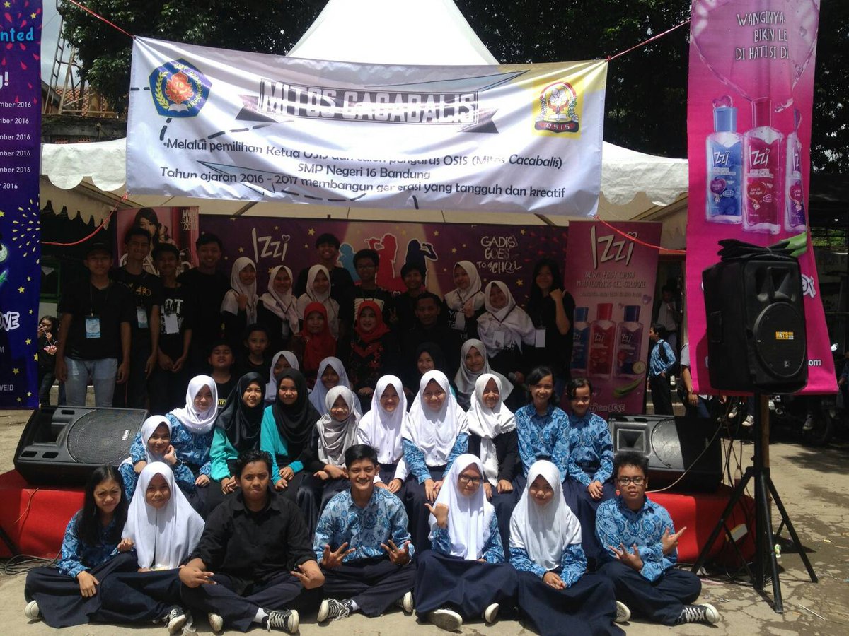 andiendien12's tweet photo. Alhamdulillah acara Get Izzi Get Love dan Pemilu Ketos berlangsung lancar https://t.co/PBOsr41uZR