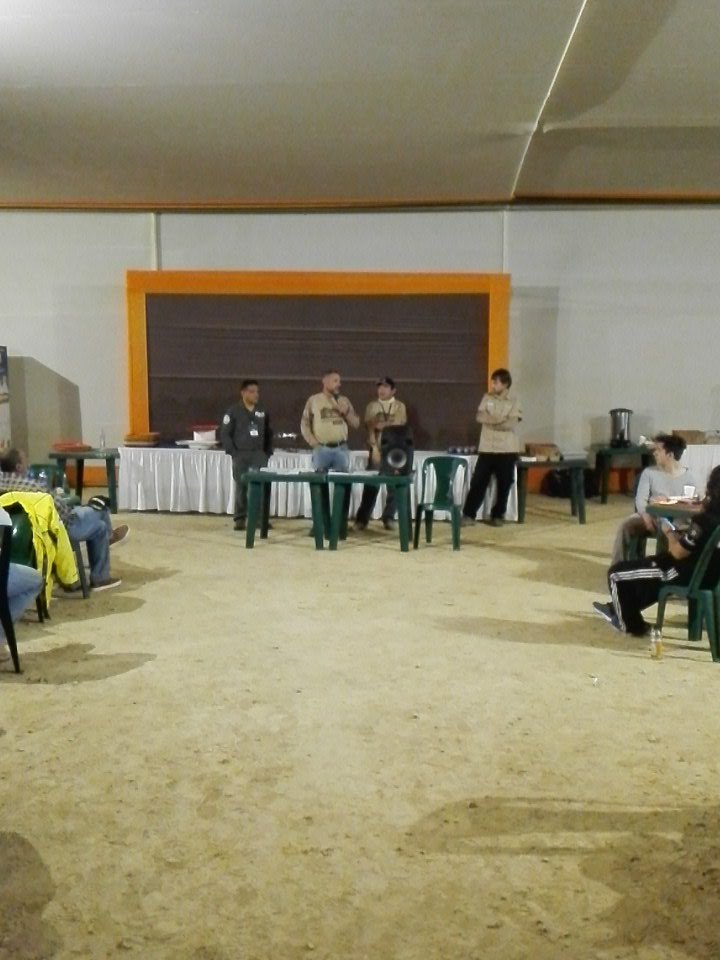 El equipo de seguridad ultimando detalles para la competencia de mañana. #bajainka2016 #mitsubishimotors #rally