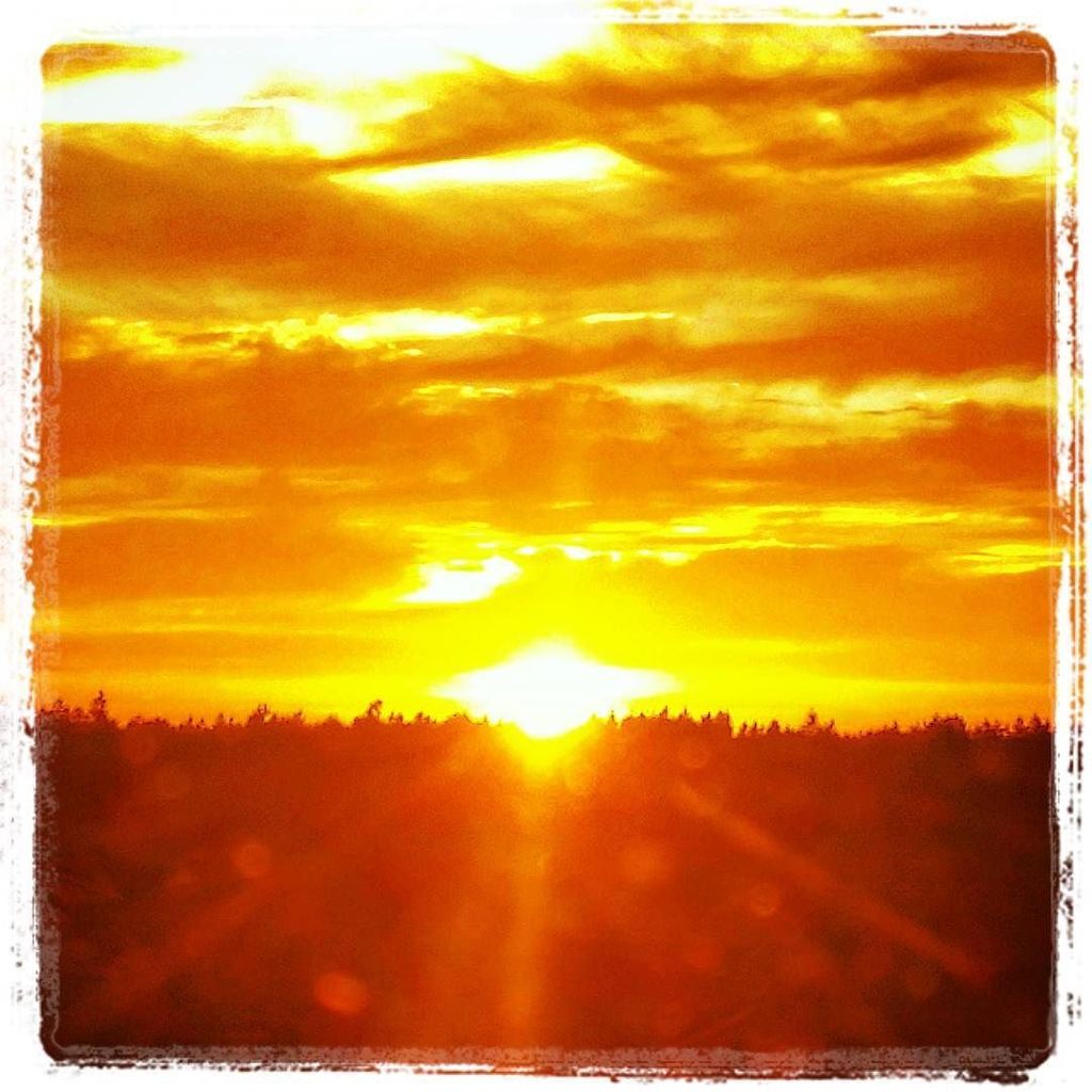 SeaTacInc's tweet photo. #sunset on my namesake town ... #seatacinc #boondockamerica https://t.co/v6ZOkhdtmw
