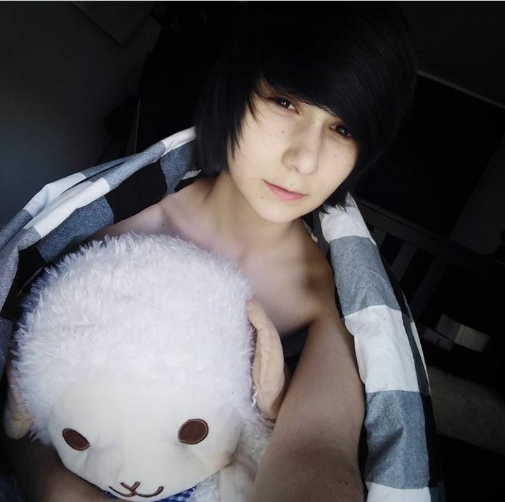 I have a little lamb stuffie. And I love him so much. 💕💕