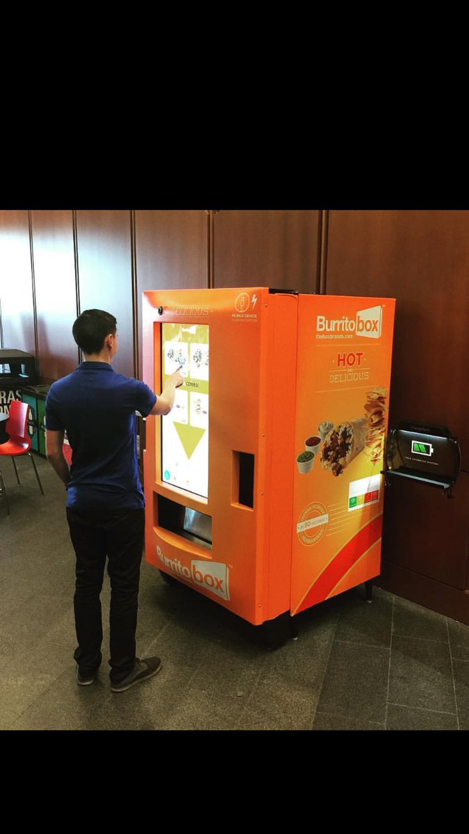 stevenusdavis's tweet photo. Welp, now I've seen everything. @Burritobox https://t.co/7v9crv31Uw
