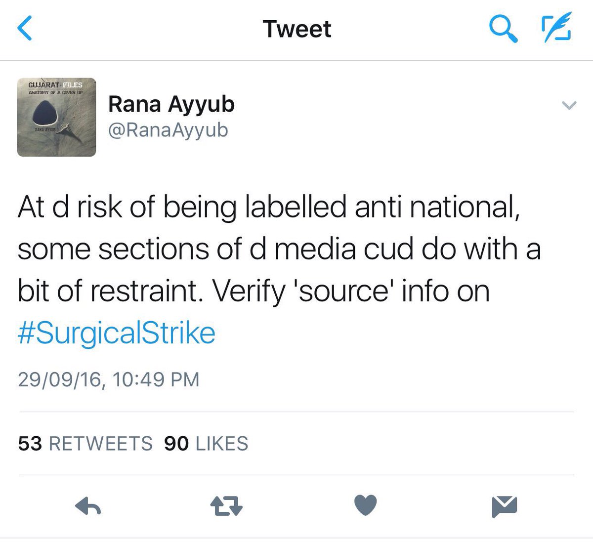 UnSubtleDesi's tweet photo. A Pakistani who is now an Indian. And an Indian who is a Pakistani with an Indian passport https://t.co/IdjkOBOIAG