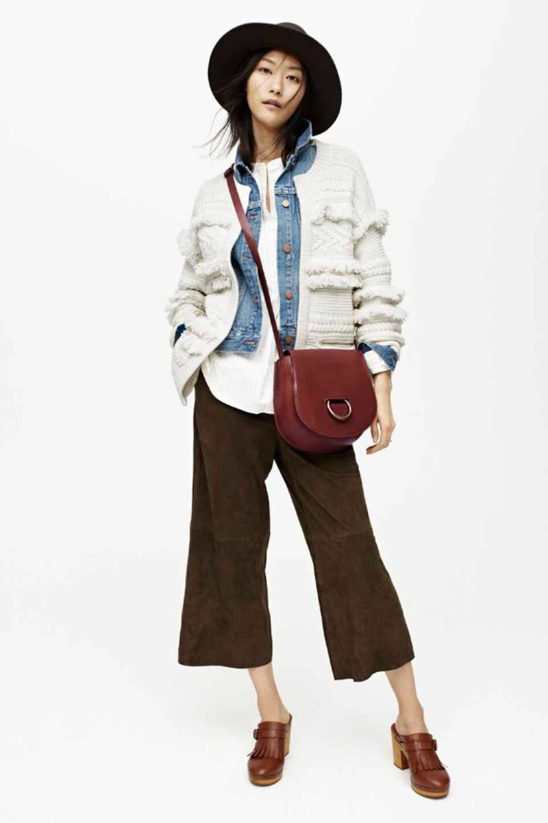 Editor <a href="/hernewtribe/">Her New Tribe</a> shares our 10 style essentials for fall! #clementinedaily
bit.ly/2di3Kdb