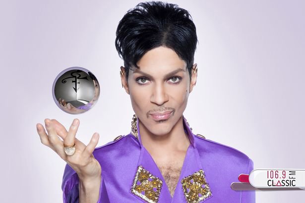 Classic1069fm's tweet photo. #ClassicFACT 
En 1984 Prince toca la cima de sencillos en Estados Unidos con “Let’s Go Crazy”. 
#ConectandoCadaÉpocaConTuÉpoca https://t.co/b0SyKO89Gz