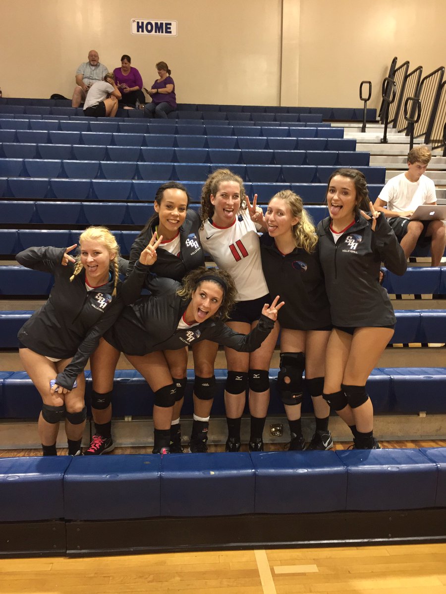 breewhitee5's tweet photo. SENIOR NIGHT MONDAY @ 6 at SFA vs Houston. Fill the stands and bring #thenest next door so it feels like home ❤️💙❤️️@SBA_Eagles @EaglesSBA https://t.co/wpFdVM48xc