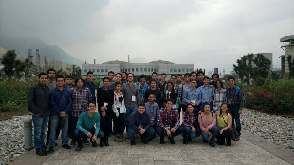 CongresoIDEA16's tweet photo. Los alumnos de IMA, IMT, ITR e IDA visitaron: Frisa, Nemak y Polaris #CongresoIDEA16 https://t.co/MwJaZidvld