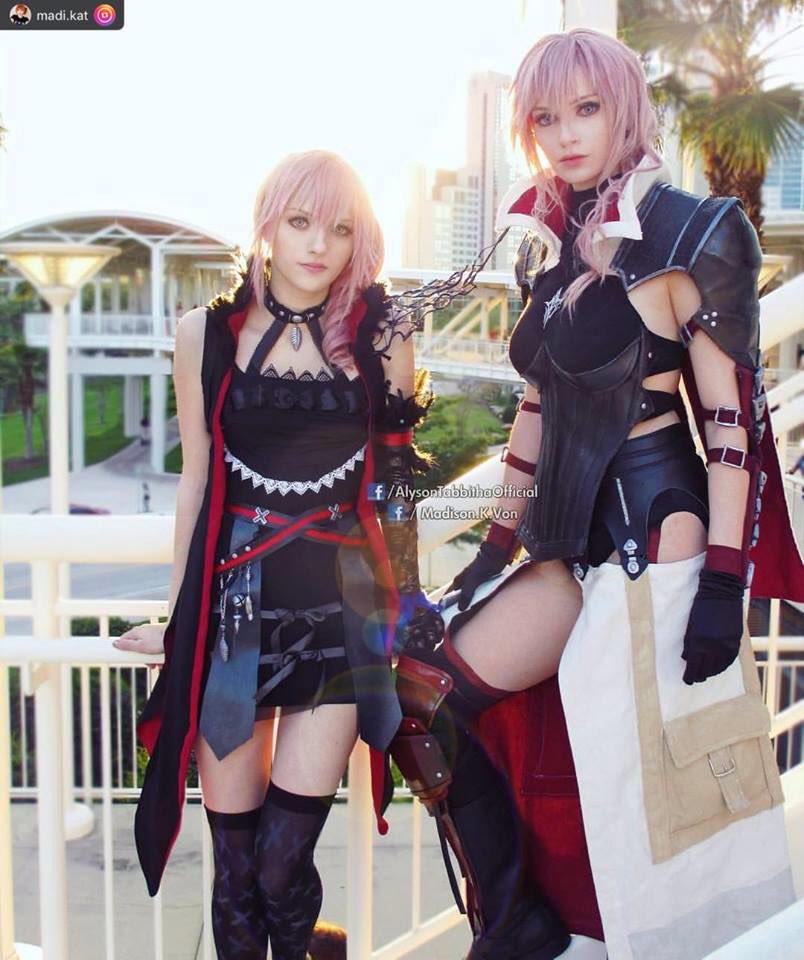 in_cosplay2020's tweet photo. THROWBACK: #MEGACON2014

Lightning cosplayer is my lovely sis @AlysonTabbitha &amp; from: @Madisonkvon #cosplay on #FinalFantasy.
#cosplayers https://t.co/wVM6DuYucn