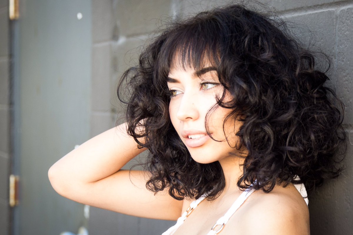 neeahnichole's tweet photo. I rebelled today and cut my hair..✂️ https://t.co/dLqoY8zZsw
