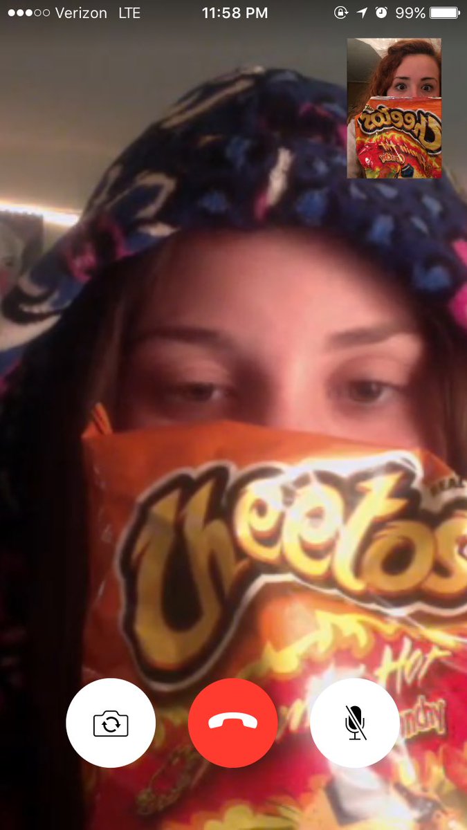 embarronma's tweet photo. Who's hotter? Us or our Cheetos? 🔥❤️ https://t.co/Iodg9MPskR