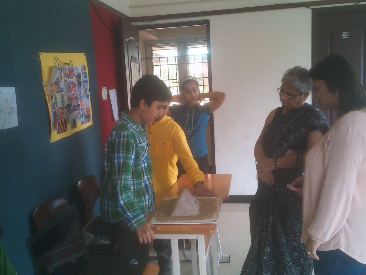 savitha_nithin's tweet photo. Grade 6 showing the interdependence between culture and beliefs through DESIGN #ITDayAAIS16 https://t.co/4VP28LypIz