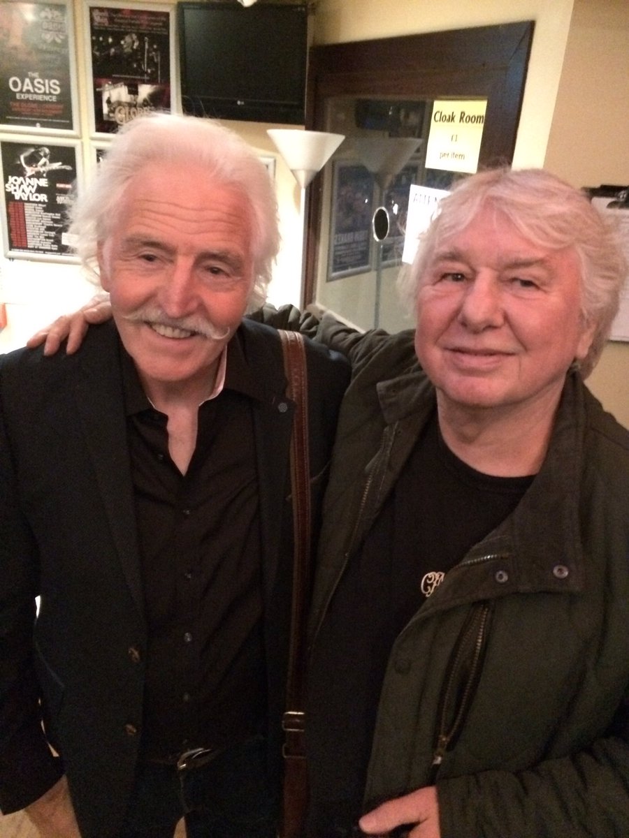 Great night <a href="/theglobecardiff/">The Globe Cardiff</a>. Great to catch up with <a href="/MotorheadPhil/">Phil Campbell</a> and Leo Lyons from TYA